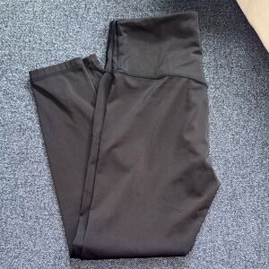 Athleta Black elation 7/8  High-Waist Leggings - sz small